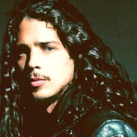 5⭐ REPUTABLE TRUSTED SELLER! BOHEMIAN, VINTAGE, TRENDY DESIGNER & LUXURY BRANDS - Picture 5 of 8